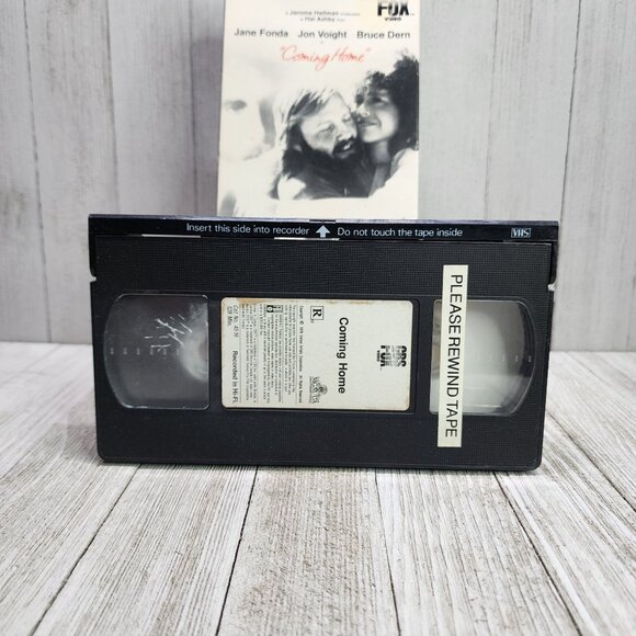 Coming Home VHS Tape 1978 - Jane Fonda Jon Voight Bruce Dern - Picture 2 of 3